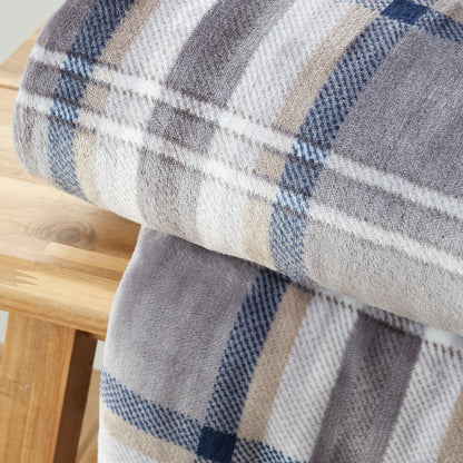 Catherine Lansfield Kelso Check Throw - Charcoal