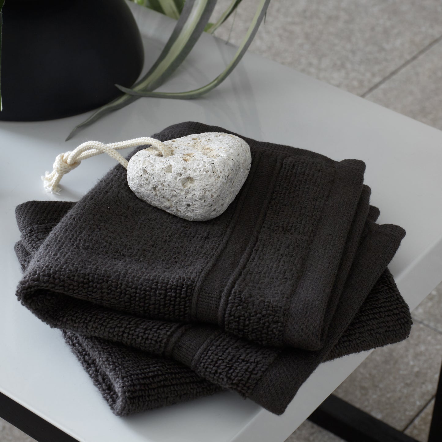 Catherine Lansfield Zero Twist Bath Towels - Charcoal
