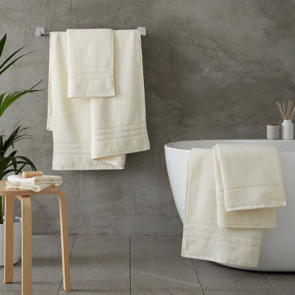 Catherine Lansfield Zero Twist Bath Towels - Cream