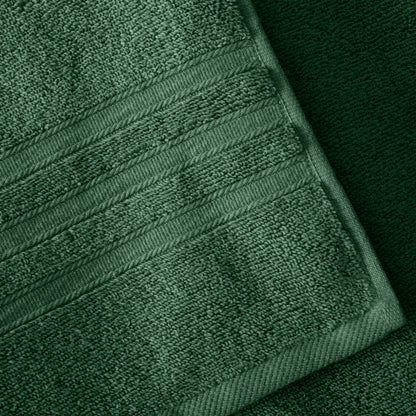 Catherine Lansfield Zero Twist Bath Towels - Dark Green