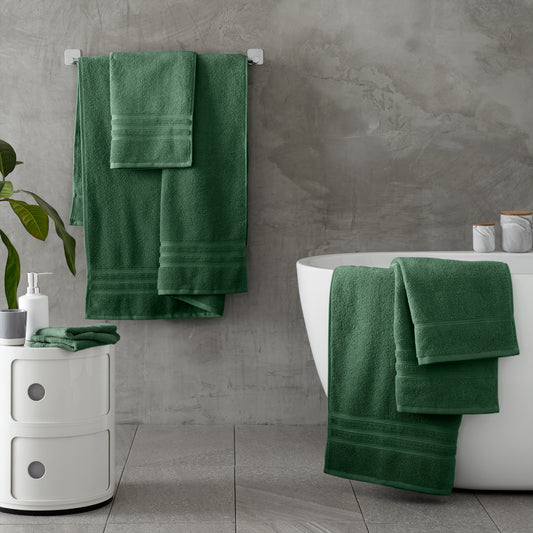 Catherine Lansfield Zero Twist Bath Towels - Dark Green