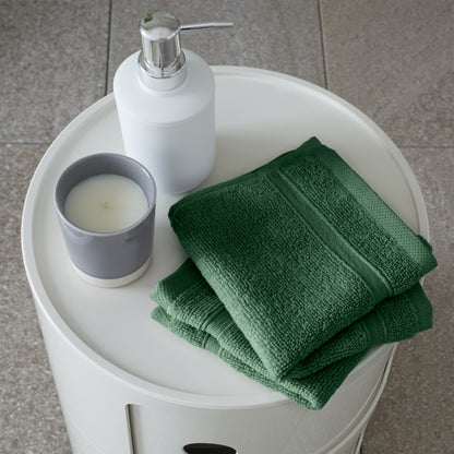 Catherine Lansfield Zero Twist Bath Towels - Dark Green