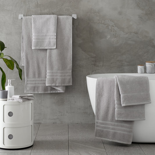 Catherine Lansfield Zero Twist Bath Towels - Silver