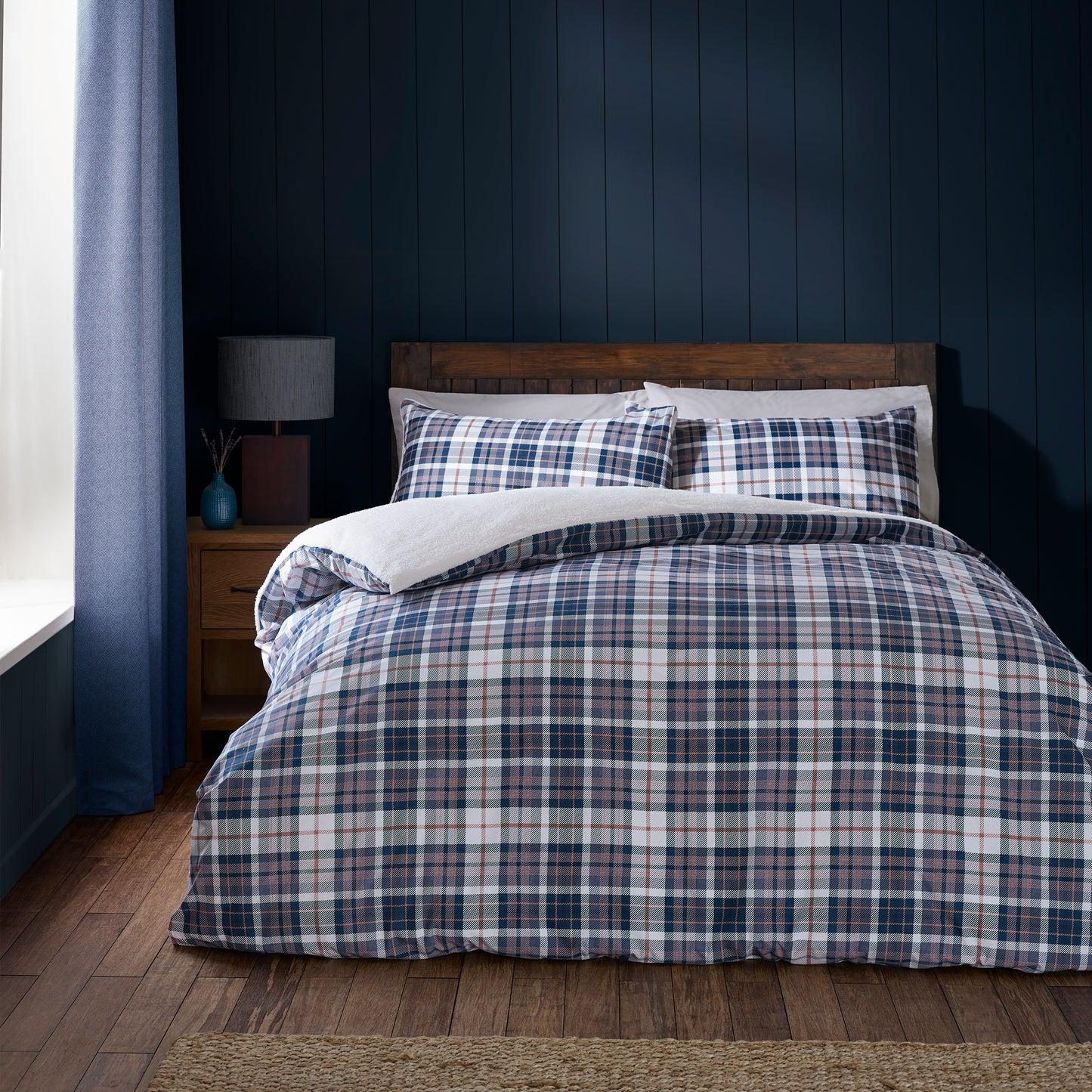 Catherine Lansfield Cosy Sherpa Check Duvet Cover Set - Navy