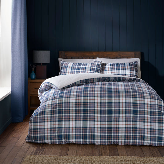 Catherine Lansfield Cosy Sherpa Check Duvet Cover Set - Navy