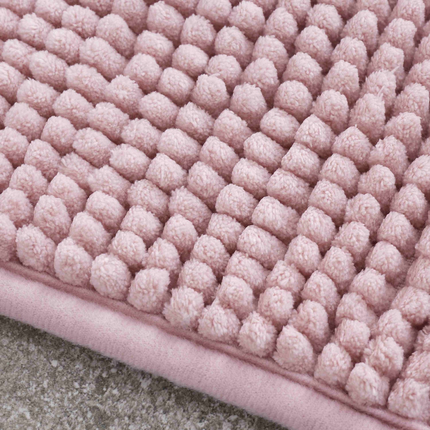 Catherine Lansfield Bobble Bath Mat - Pink