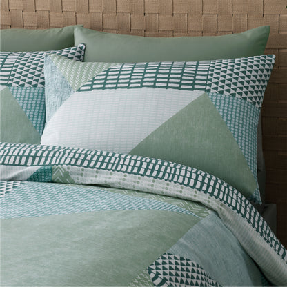 Catherine Lansfield Larsson Geo Duvet Cover Set - Green