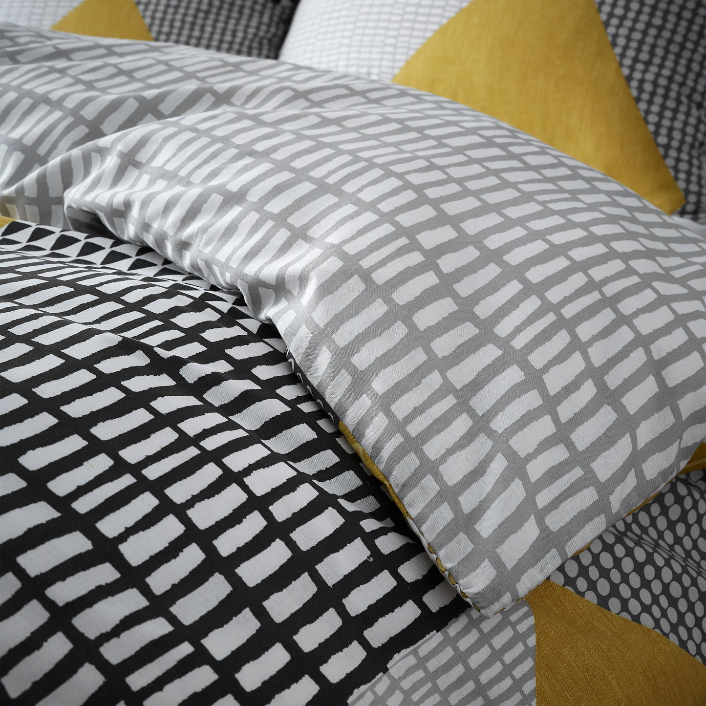 Catherine Lansfield Larsson Geo Duvet Cover Set - Ochre