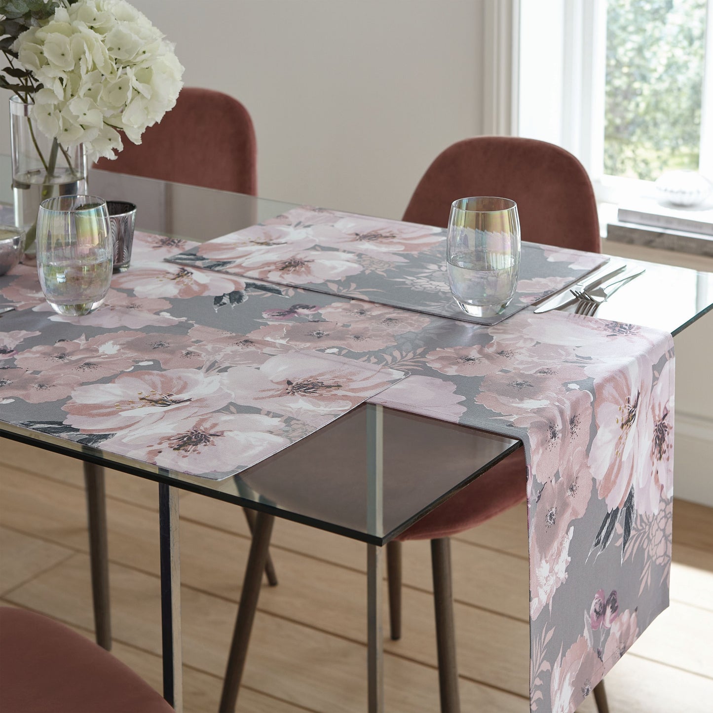 Catherine Lansfield Dramatic Floral Table Runner