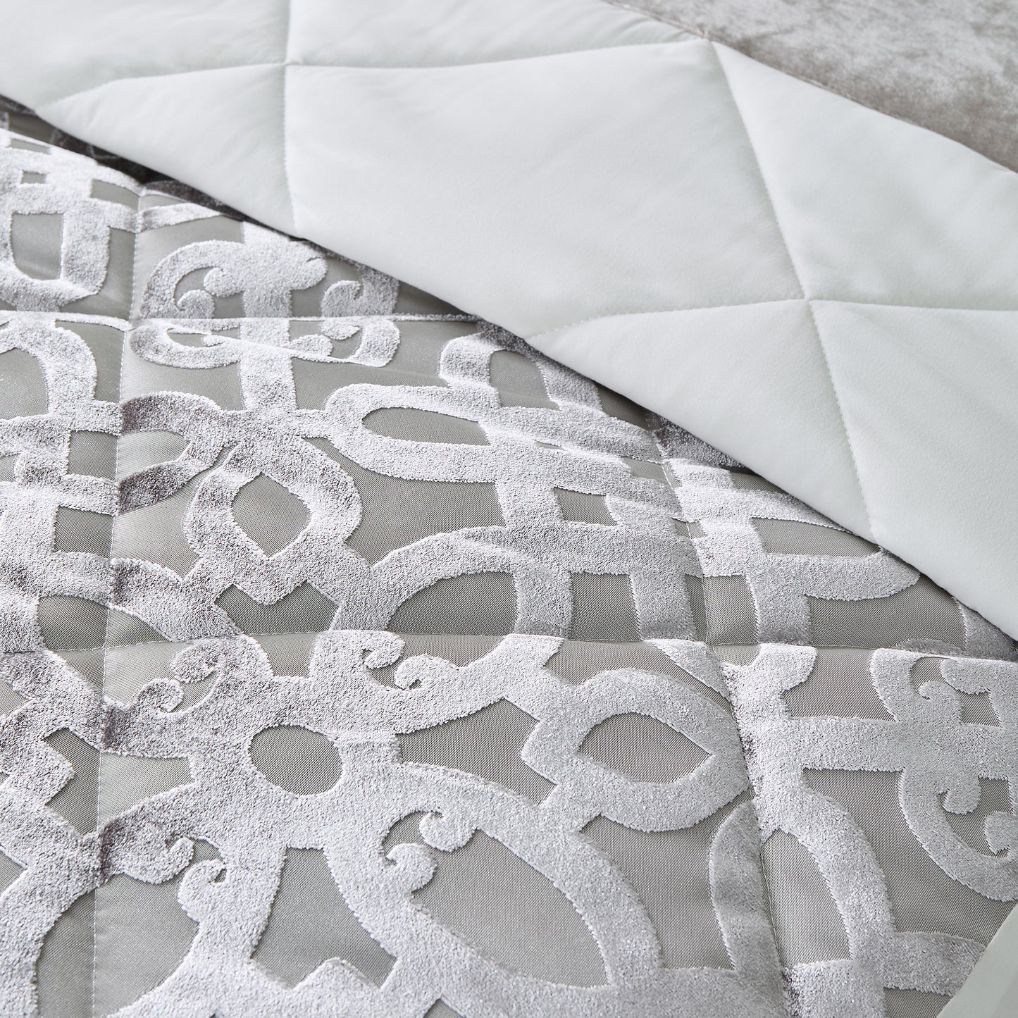 Catherine Lansfield Lattice Cut Velvet Bedspread - Natural