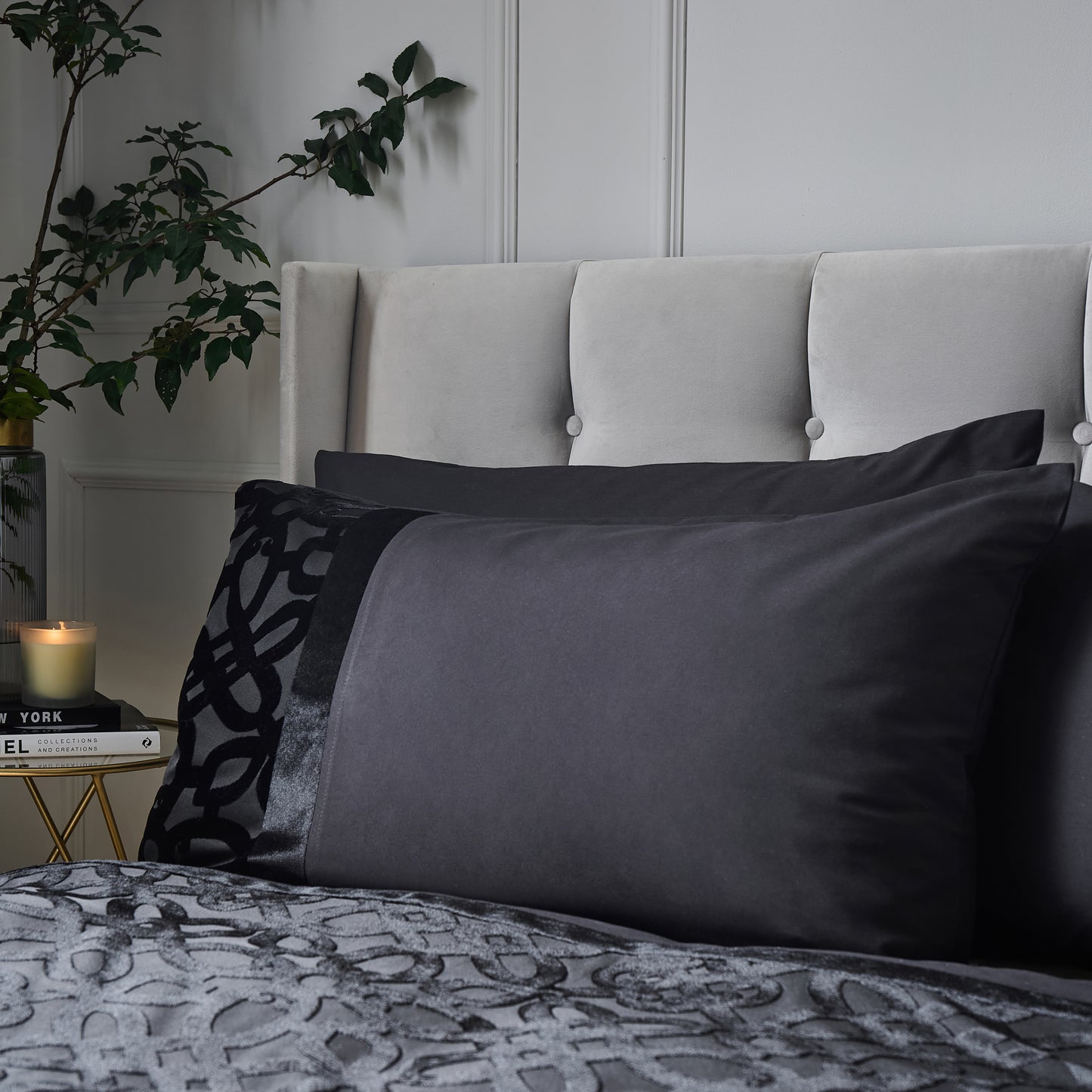 Catherine Lansfield Lattice Cut Velvet Duvet Cover Set - Black