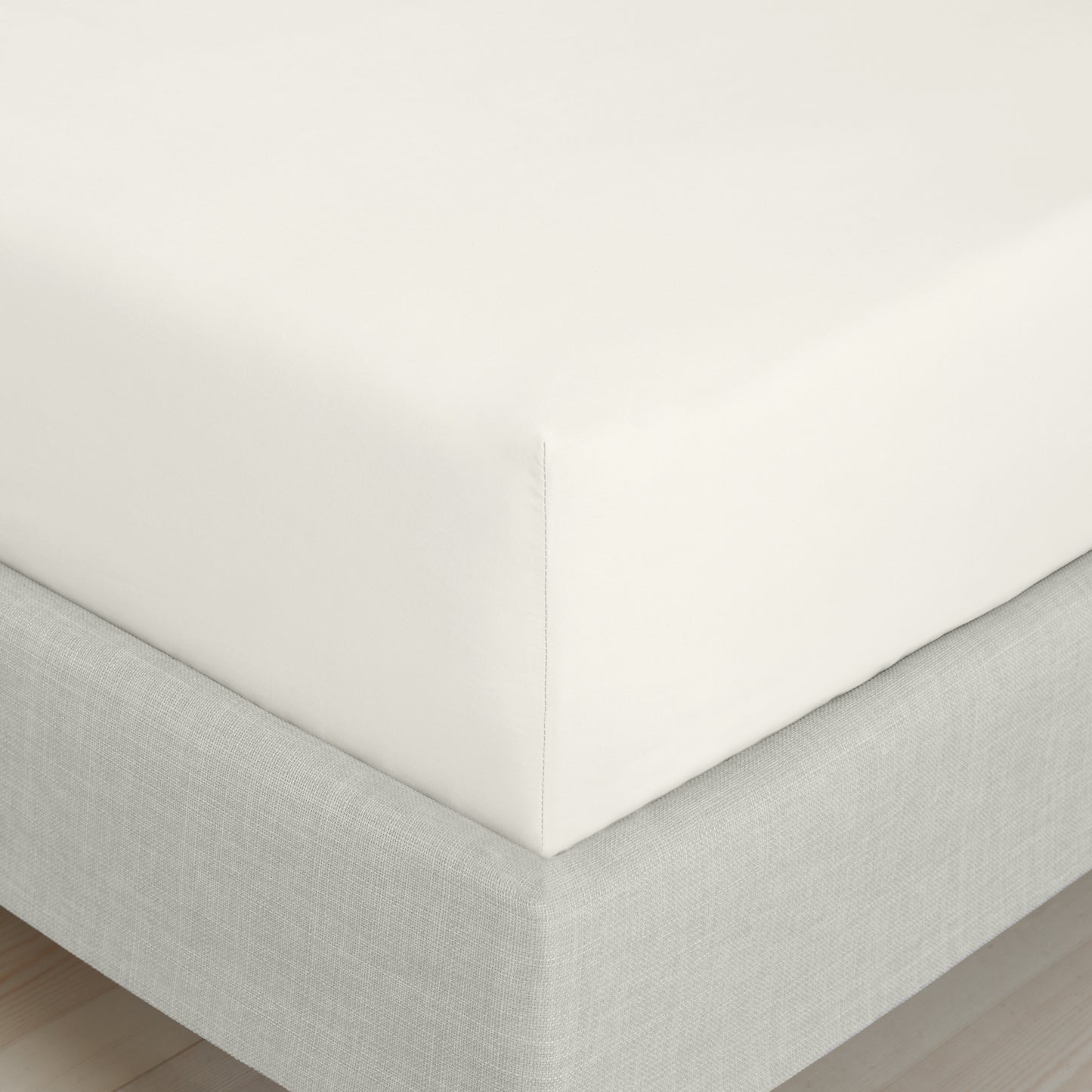Bianca 200TC Cotton Percale Fitted Sheet - Cream