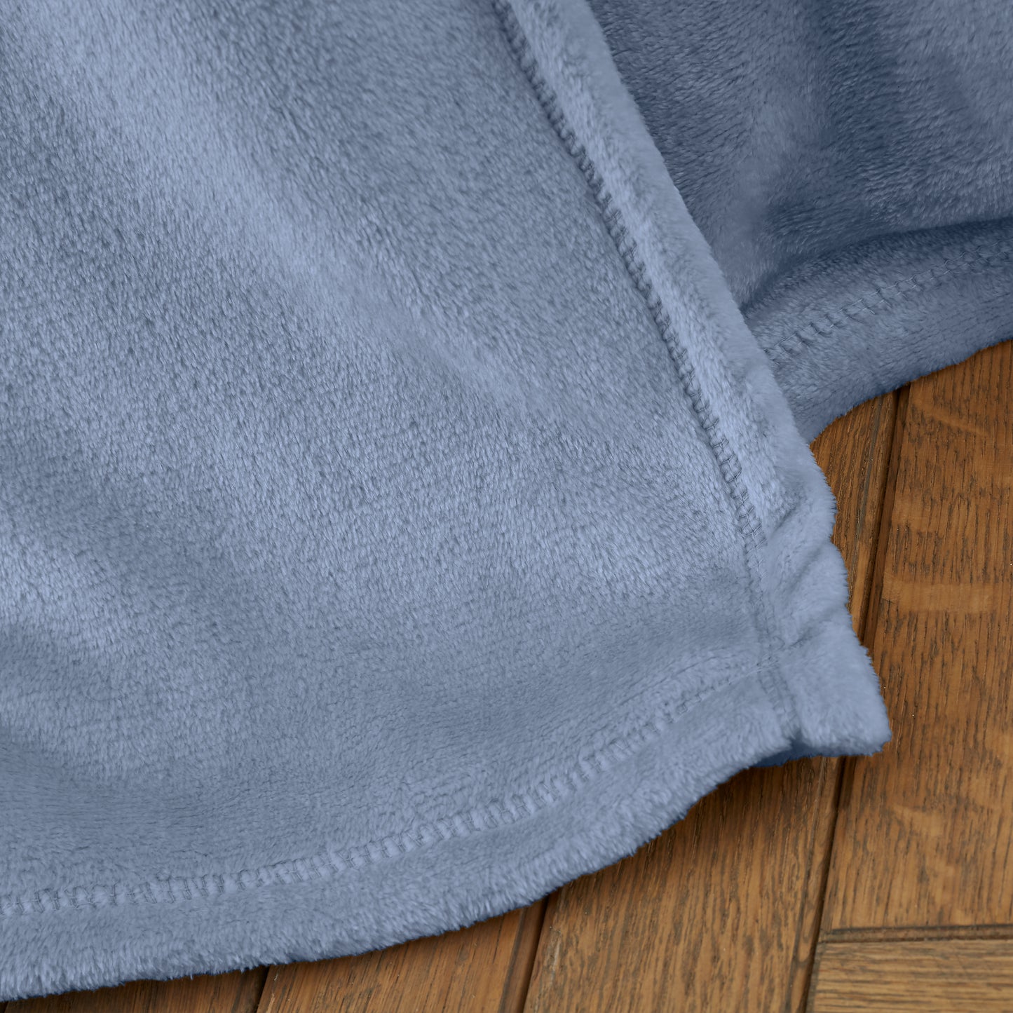 Catherine Lansfield Raschel Velvet Touch Throw - Blue