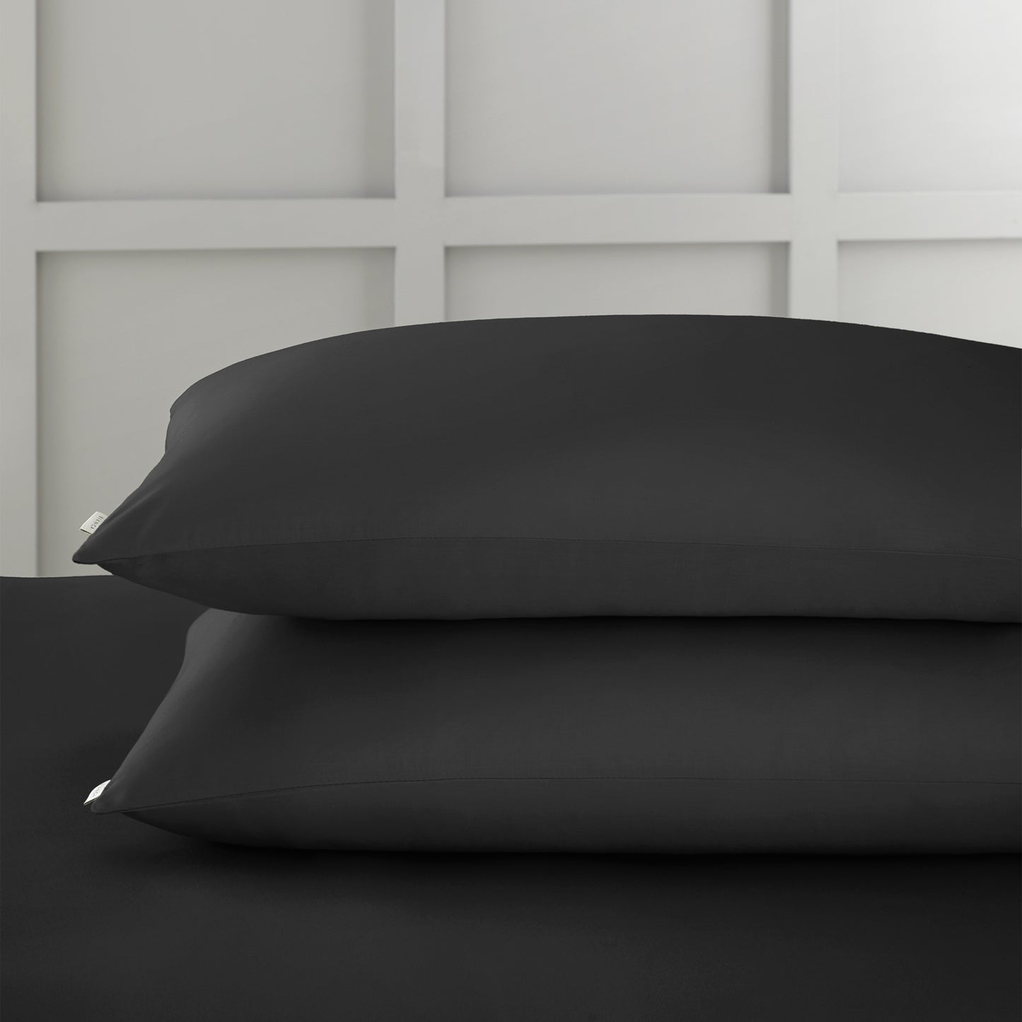 Bianca 400TC Cotton Sateen Fitted Sheet - Black