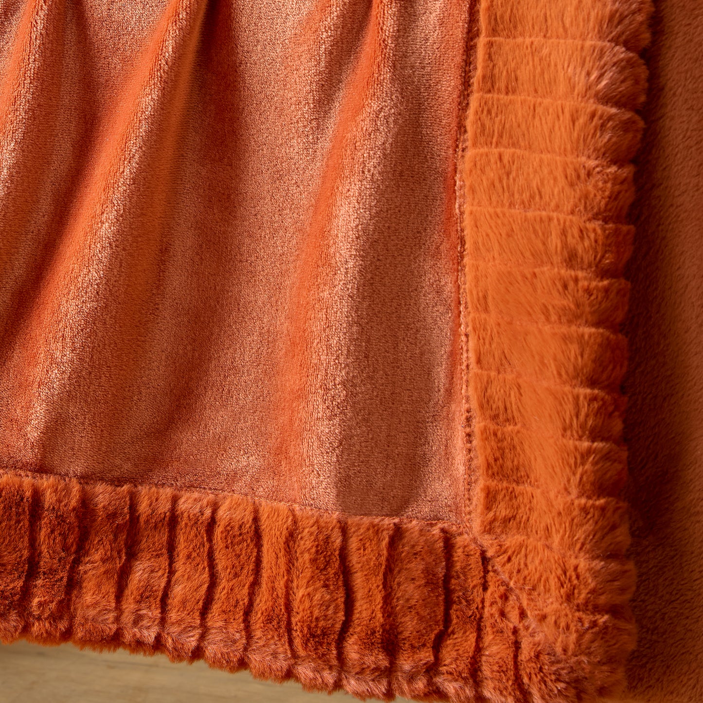 Catherine Lansfield Velvet And Faux Fur Throw - Burnt Orange