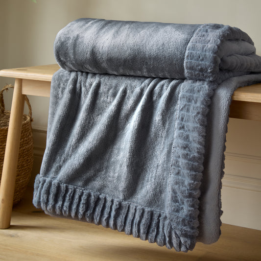 Catherine Lansfield Velvet And Faux Fur Throw - Charcoal