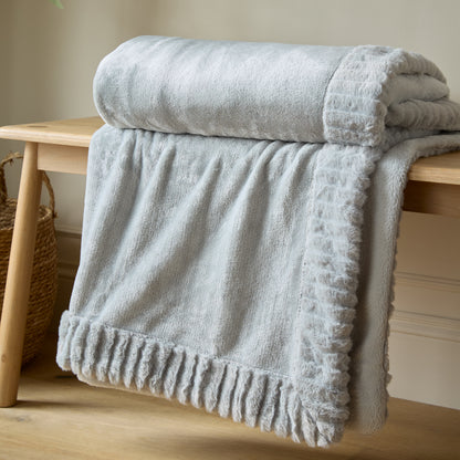 Catherine Lansfield Velvet And Faux Fur Throw - Silver