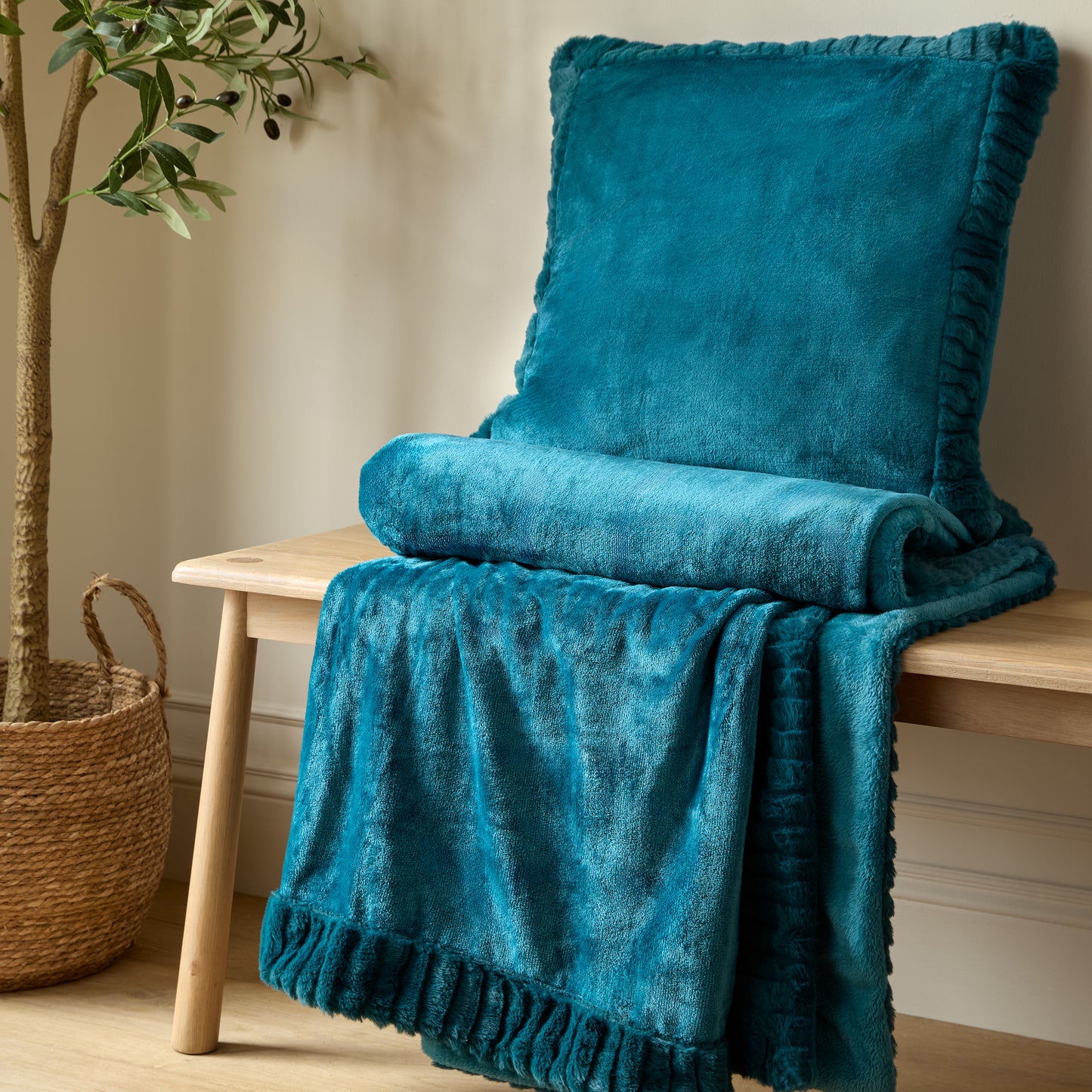 Catherine Lansfield Velvet And Faux Fur Filled Cushion - Teal