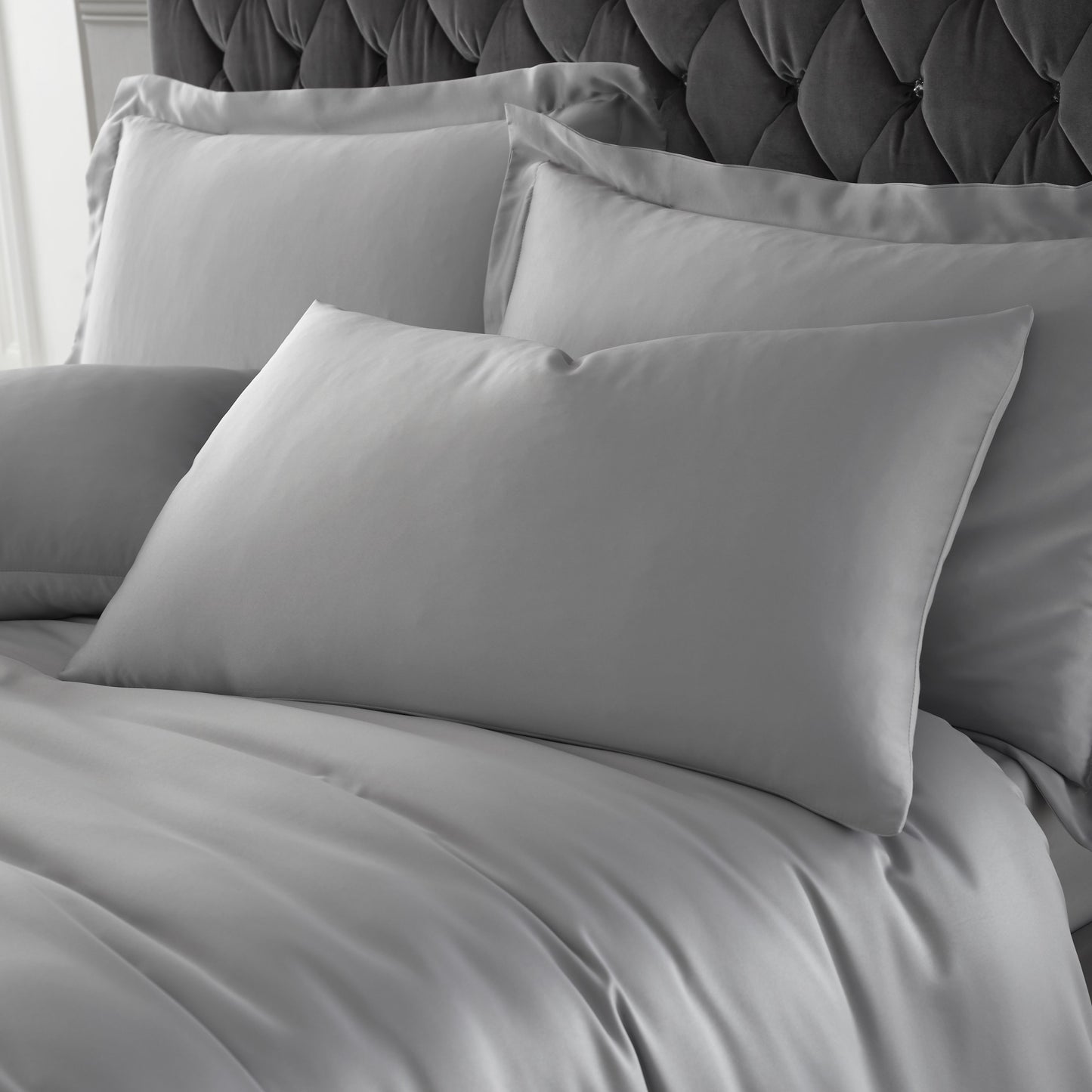 Catherine Lansfield Silky Soft Satin Fitted Sheet - Silver