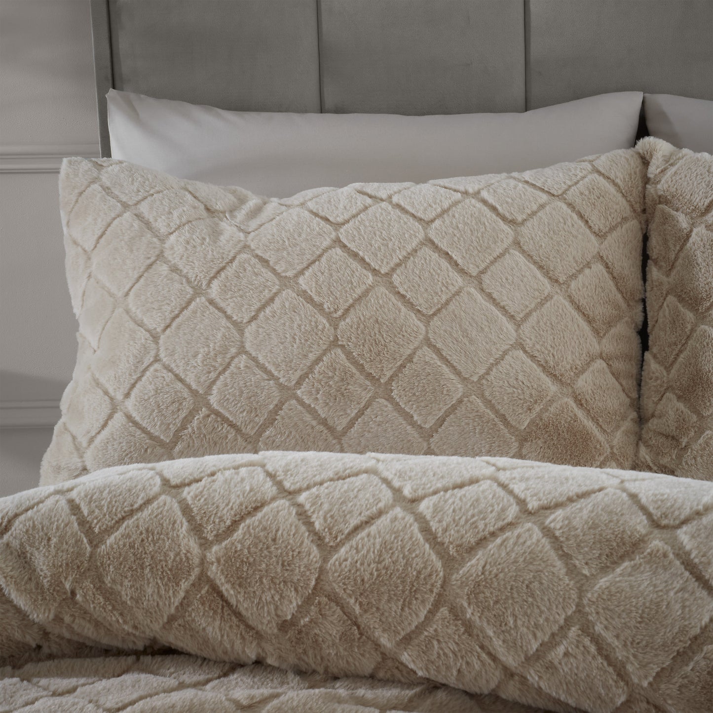Catherine Lansfield Cosy Diamond Duvet Cover Set - Natural