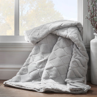 Catherine Lansfield Cosy Diamond Throw - Silver