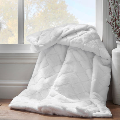 Catherine Lansfield Cosy Diamond Throw - White
