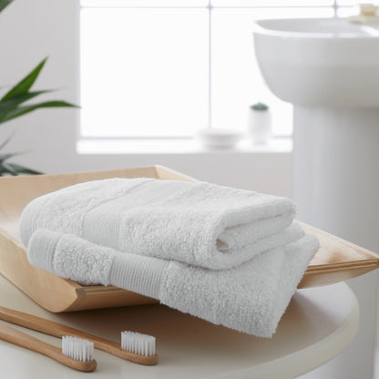 Catherine Lansfield Anti-Bacterial Bath Towels - White