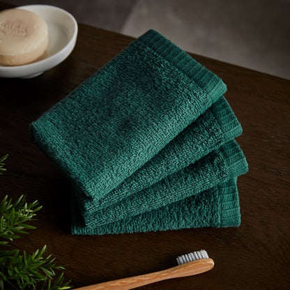 Catherine Lansfield Quick Dry Bath Towels - Forest Green