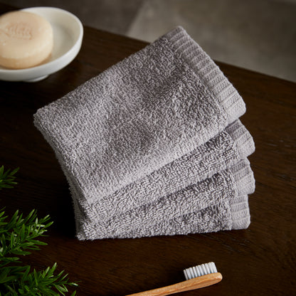 Catherine Lansfield Quick Dry Bath Towels - Grey