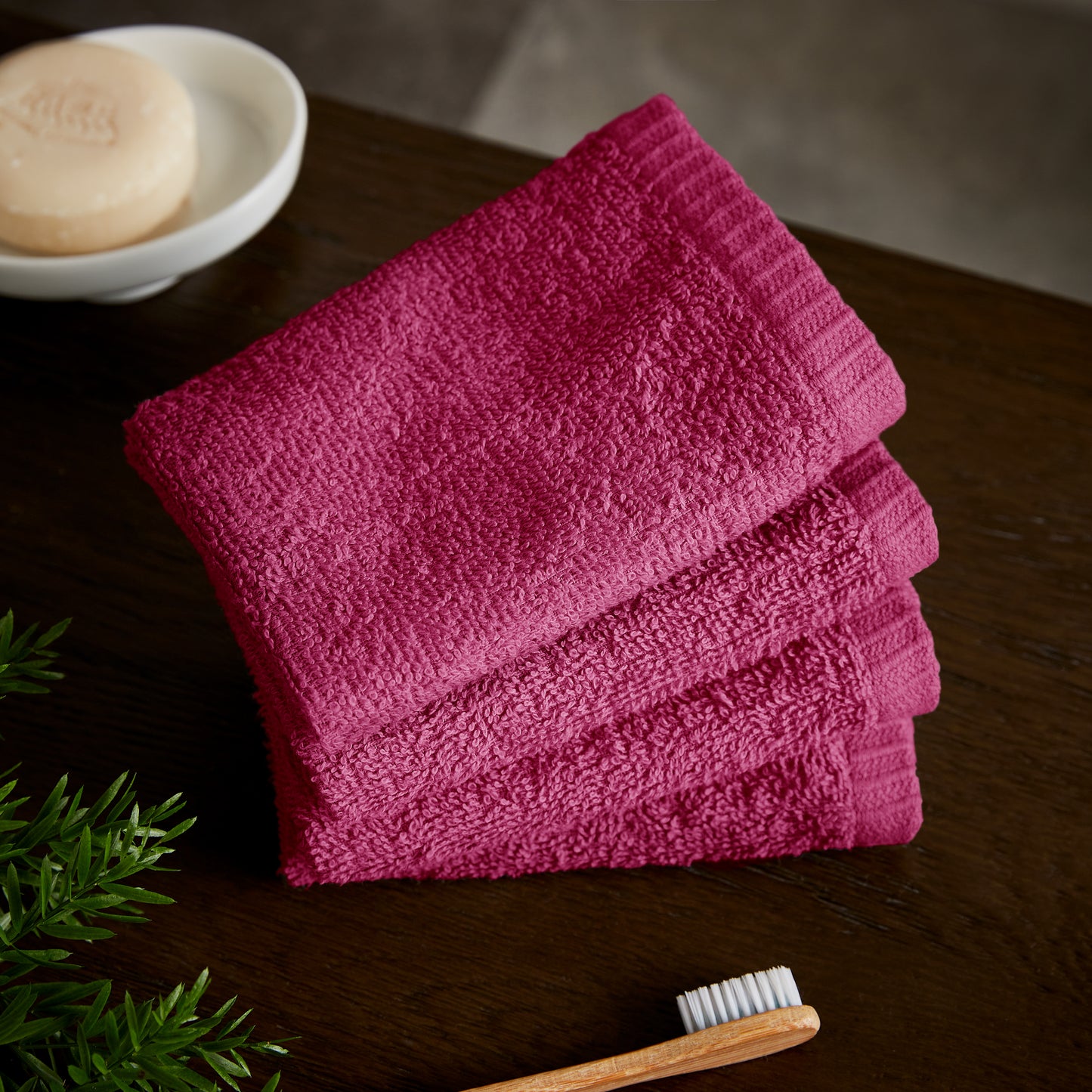 Catherine Lansfield Quick Dry Bath Towels - Hot Pink