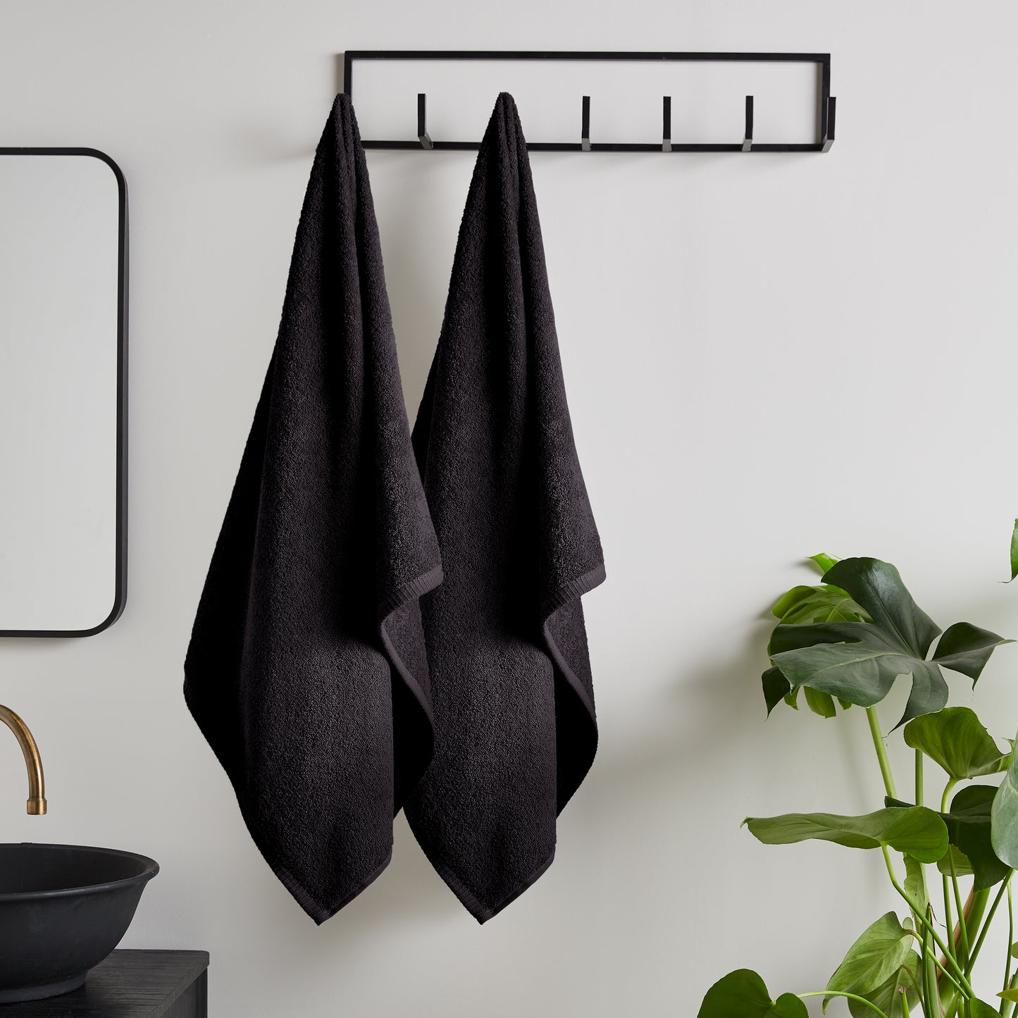 Catherine Lansfield Quick Dry Bath Towels - Black
