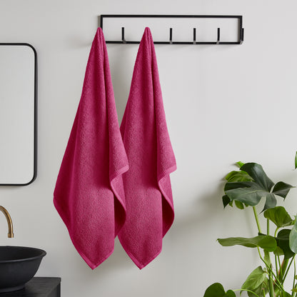 Catherine Lansfield Quick Dry Bath Towels - Hot Pink