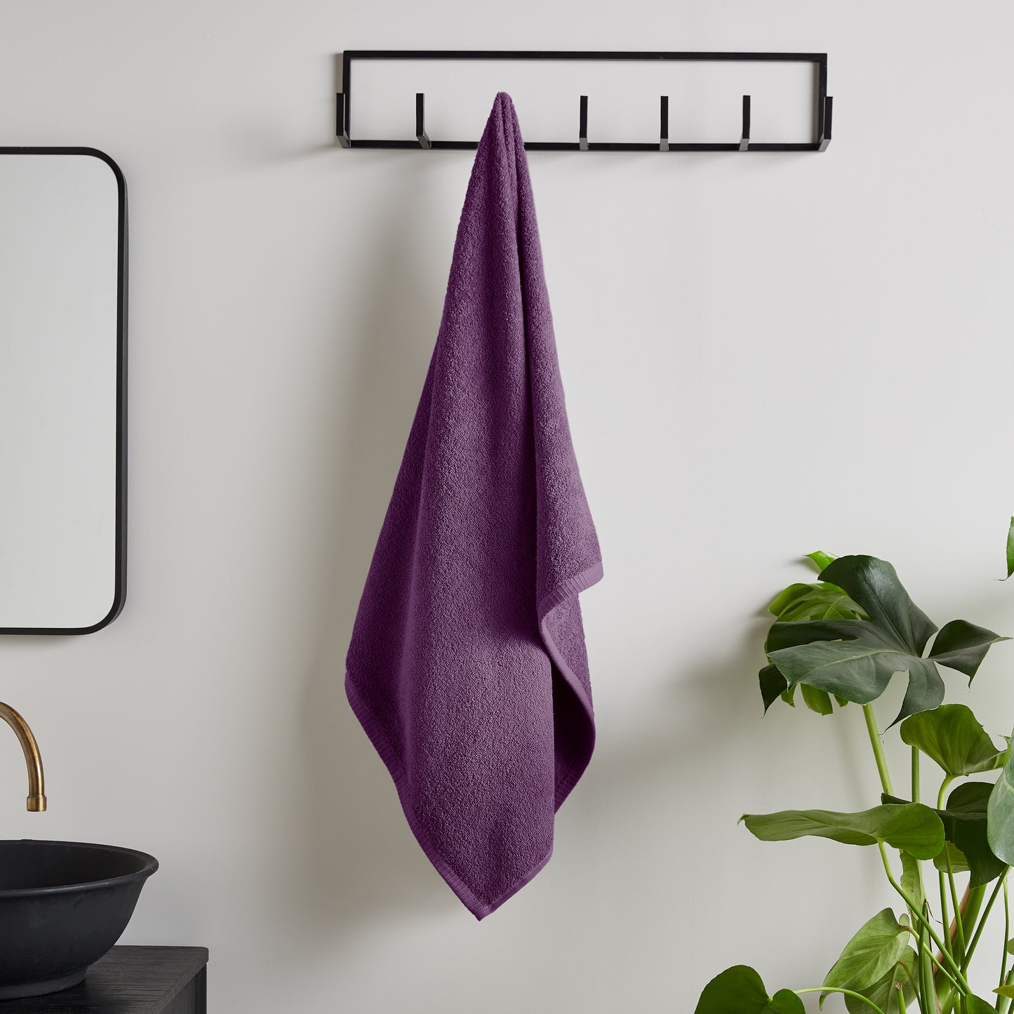 Catherine Lansfield Quick Dry Bath Towels - Plum