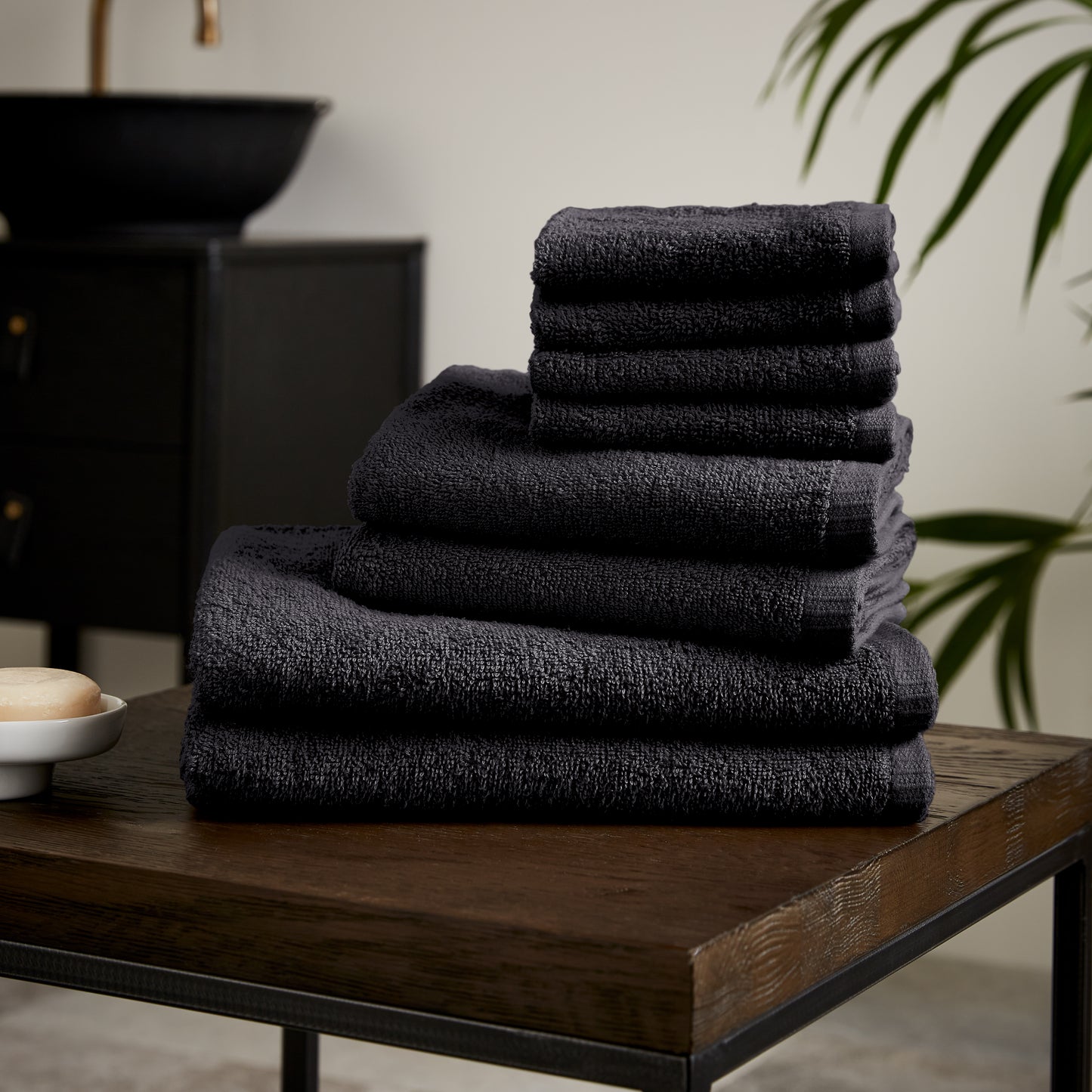 Catherine Lansfield Quick Dry Bath Towels - Black