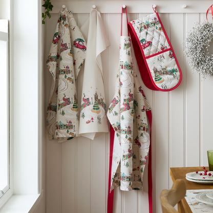 Catherine Lansfield Christmas Town Apron - Natural