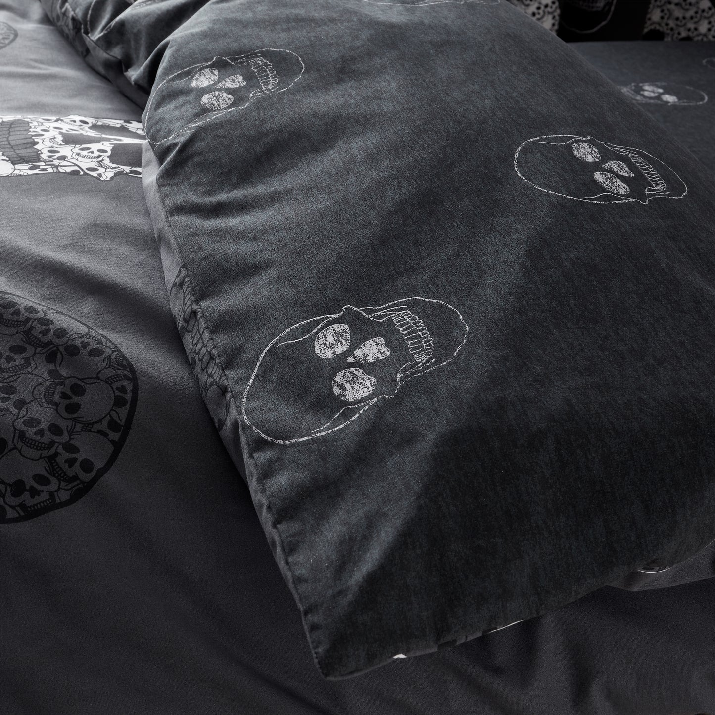 Catherine Lansfield Skulls Duvet Cover Set