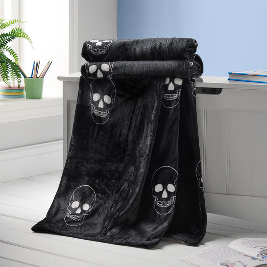 Catherine Lansfield Skulls Throw