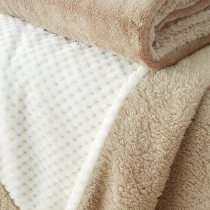 Catherine Lansfield Cosy Larsson Geo Fleece Throw - Natural