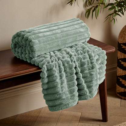 Catherine Lansfield Cosy Ribbed Throw - Green
