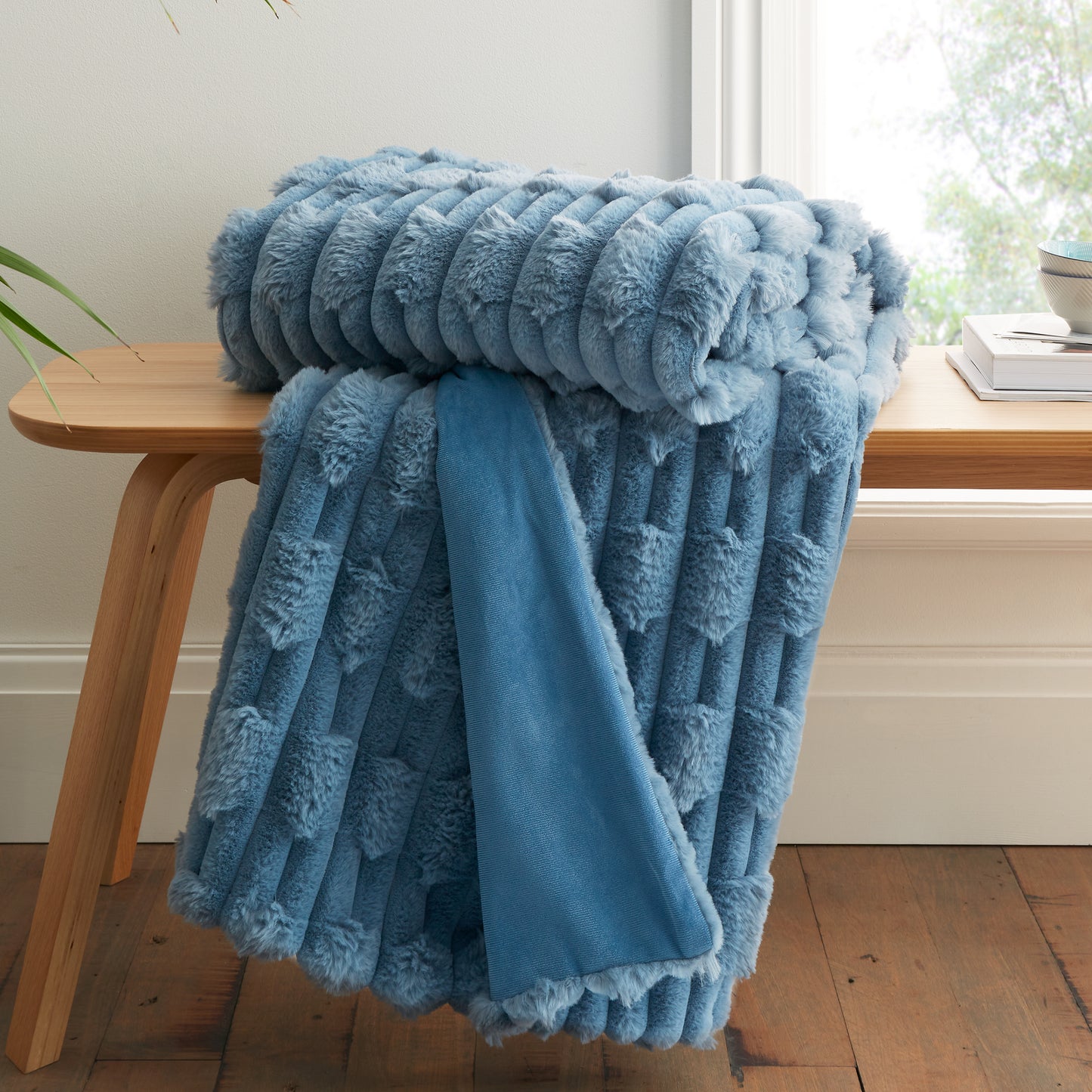 Bianca Carved Faux Fur Throw - Blue