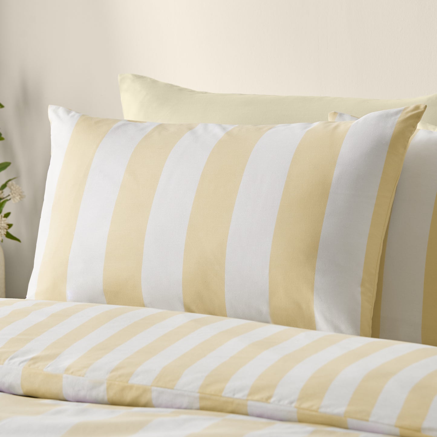 Catherine Lansfield Cove Stripe Duvet Cover Set - Yellow