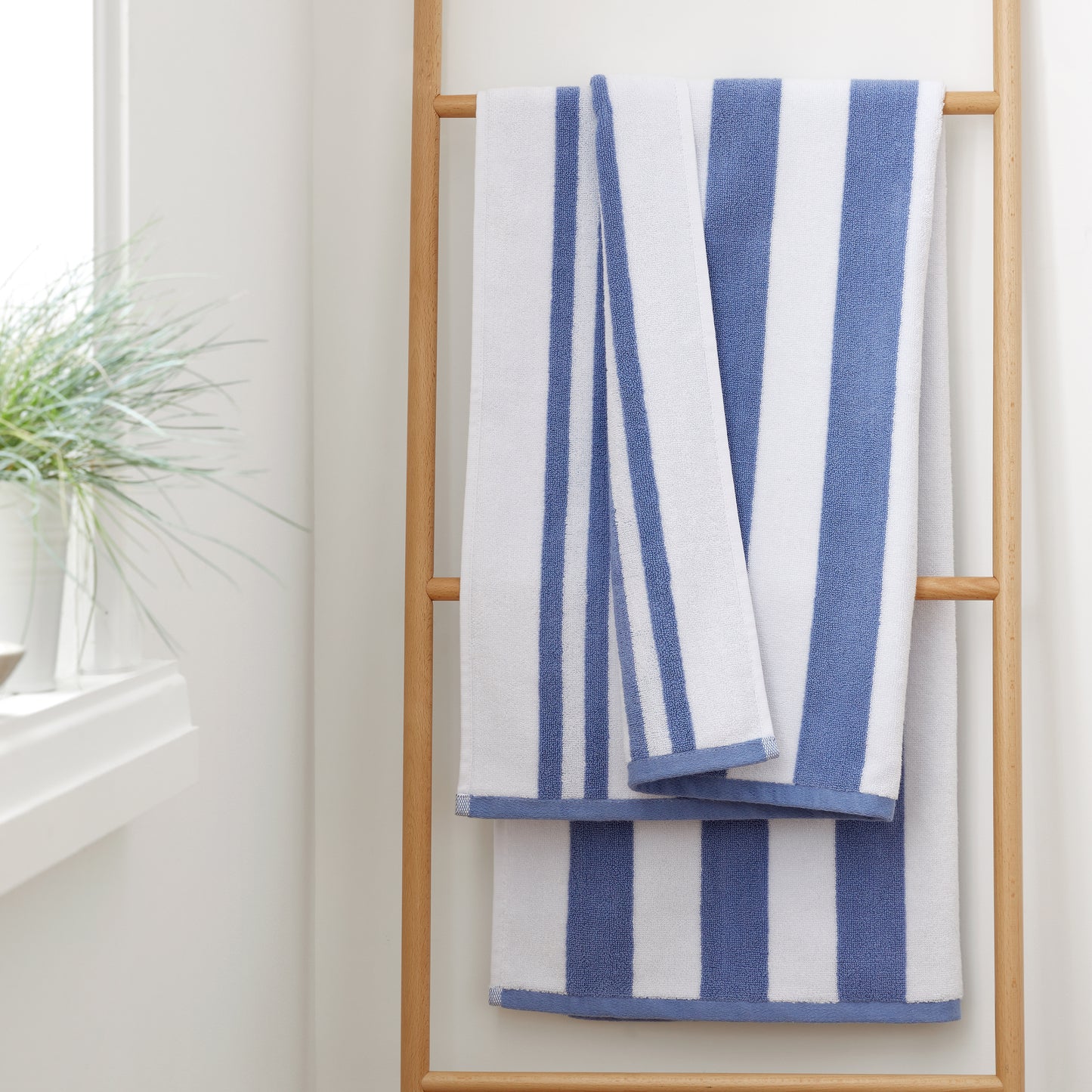 Bianca Reversible Stripe Jacquard Bath Towels - Blue