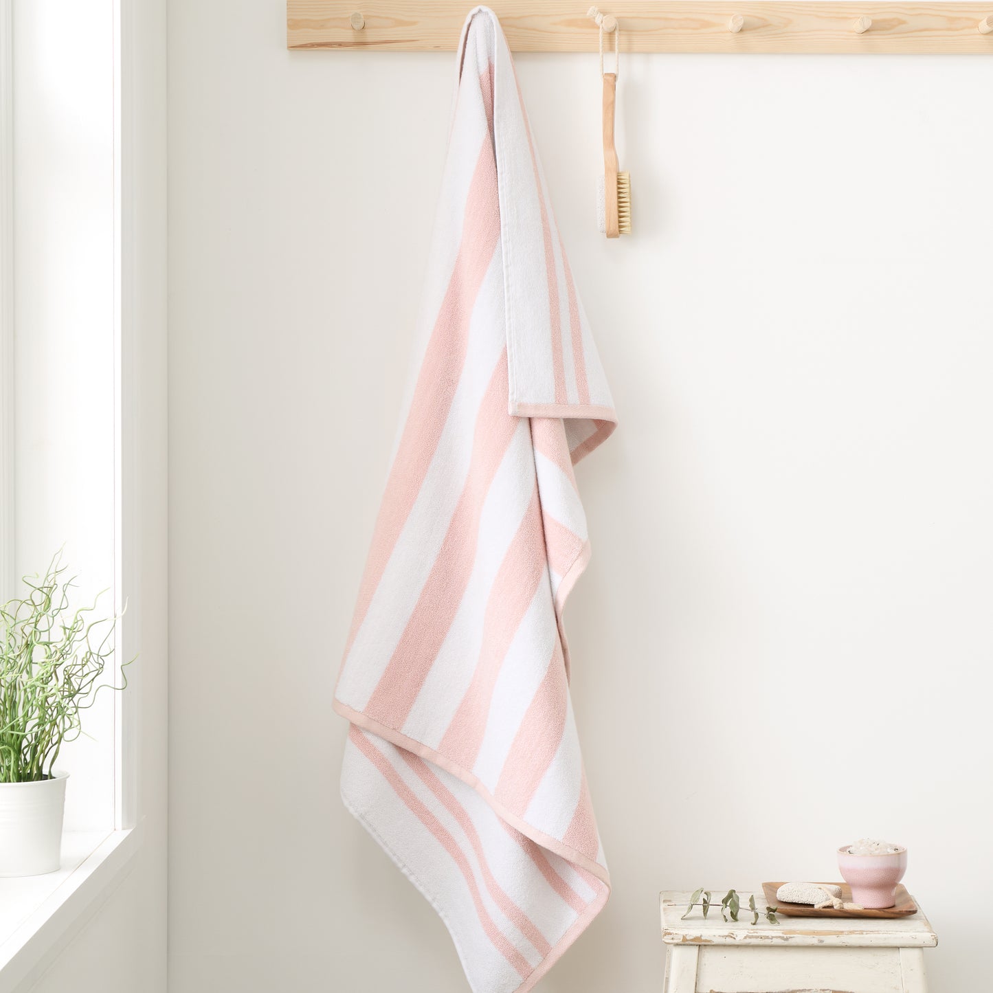 Bianca Reversible Stripe Jacquard Bath Towels - Blush