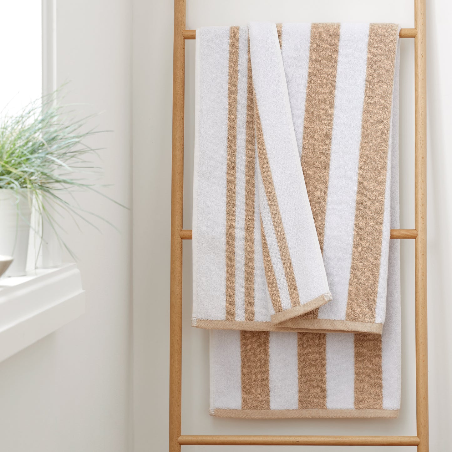 Bianca Reversible Stripe Jacquard Bath Towels - Natural