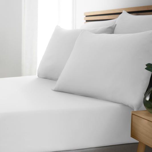 Catherine Lansfield So Soft Non-Iron Fitted Sheet - White