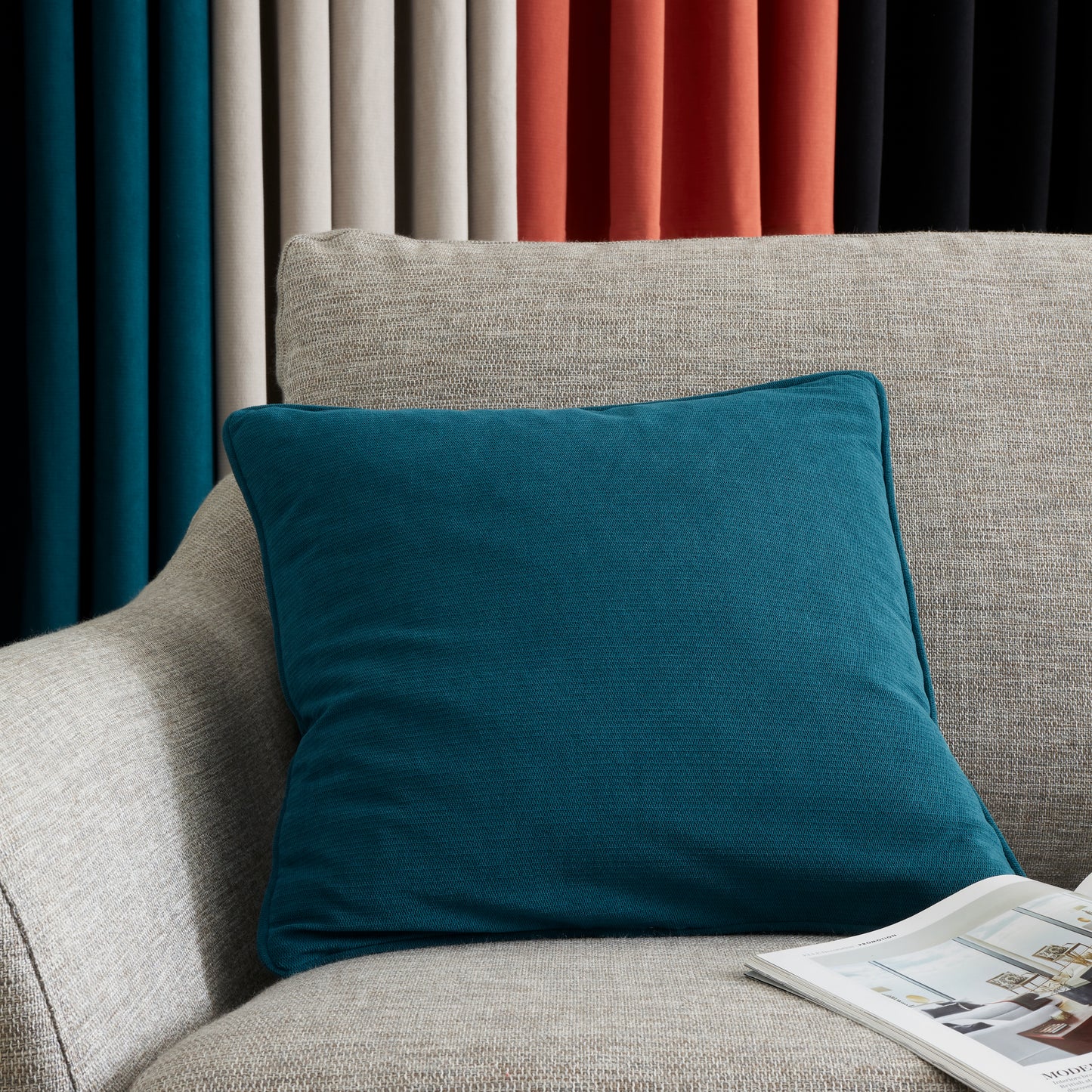 Catherine Lansfield Wilson Velvet Filled Cushion - Green