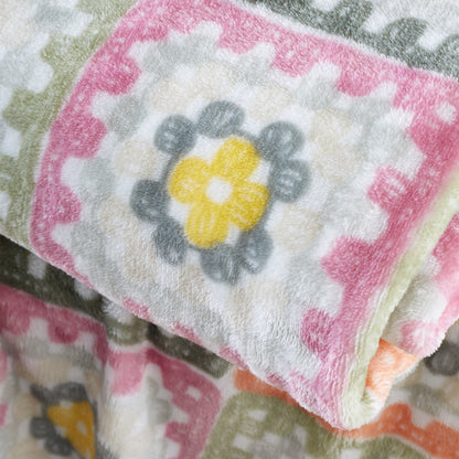 Catherine Lansfield Crochet Print Throw - Green