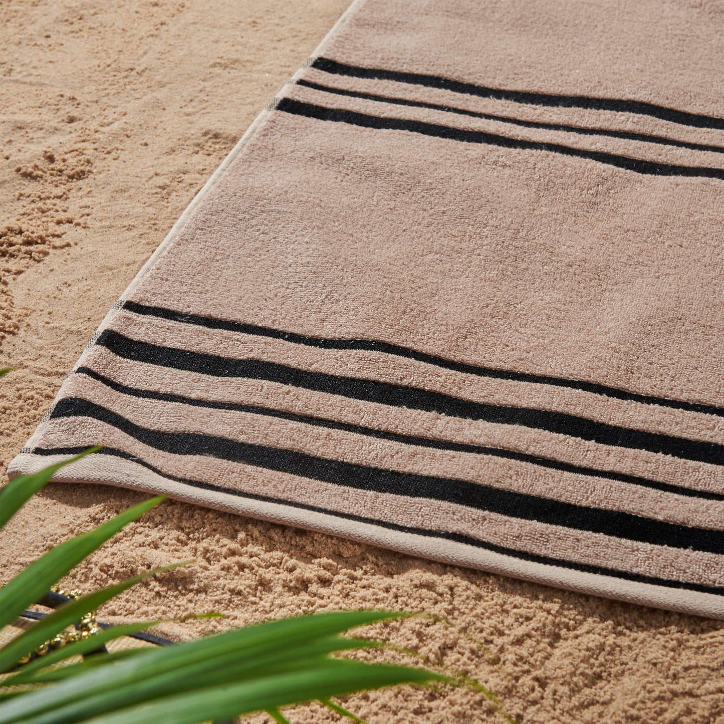 Catherine Lansfield Banded Stripe Cream & Natural Beach Towels (Twin pack)