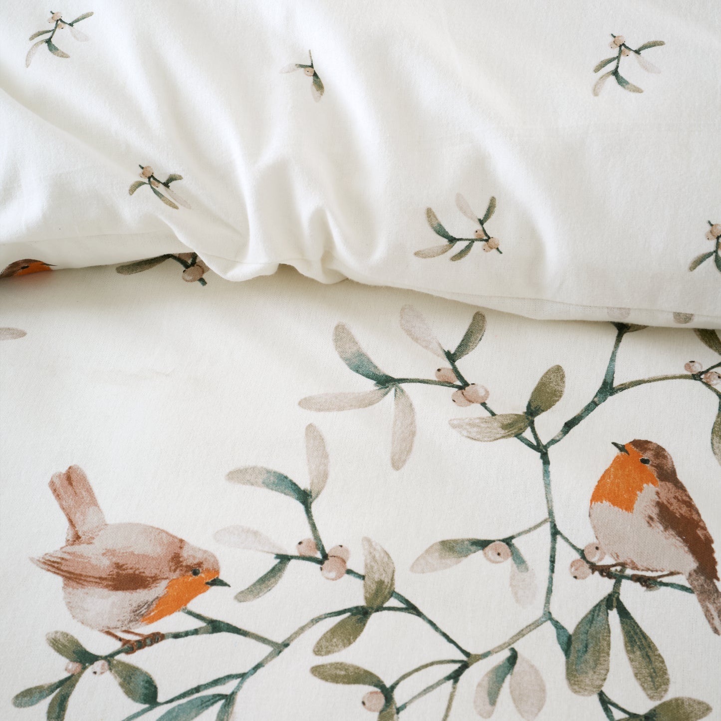 Catherine Lansfield Brushed Mistletoe Robins Duvet Cover Set