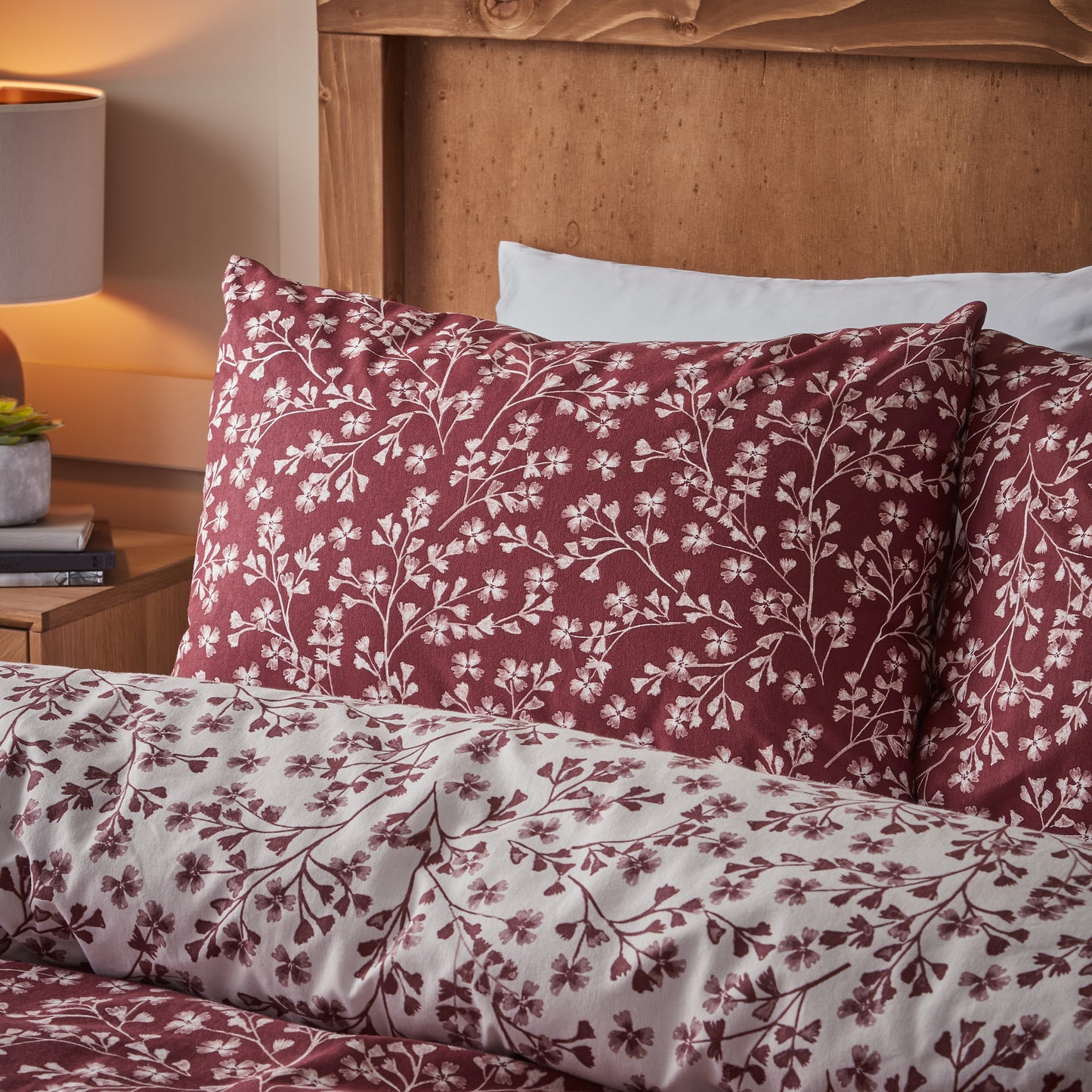 Catherine Lansfield Brushed Grace Floral Leaf Duvet Cover Set - Red
